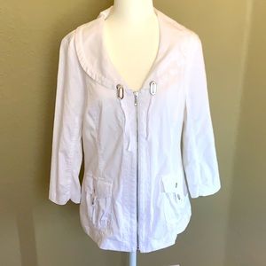 Chico’s Zenergy Size 1 white jacket